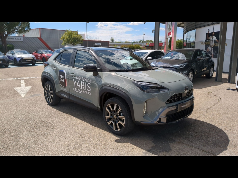 TOYOTA Yaris Cross d’occasion à vendre à ARLES chez VDA (Photo 6)