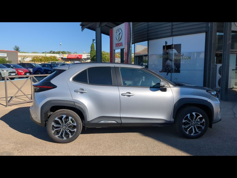 TOYOTA Yaris Cross d’occasion à vendre à ARLES chez VDA (Photo 4)