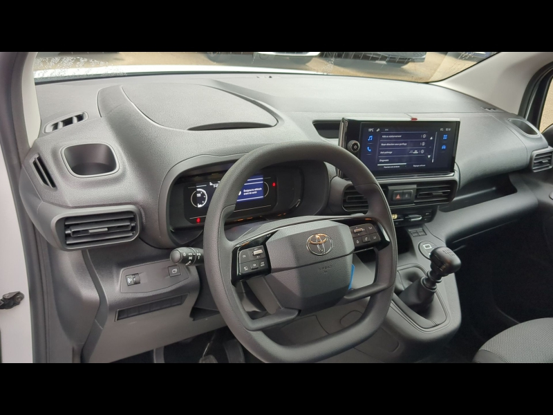 TOYOTA ProAce City VUL d’occasion à vendre à ARLES chez VDA (Photo 13)