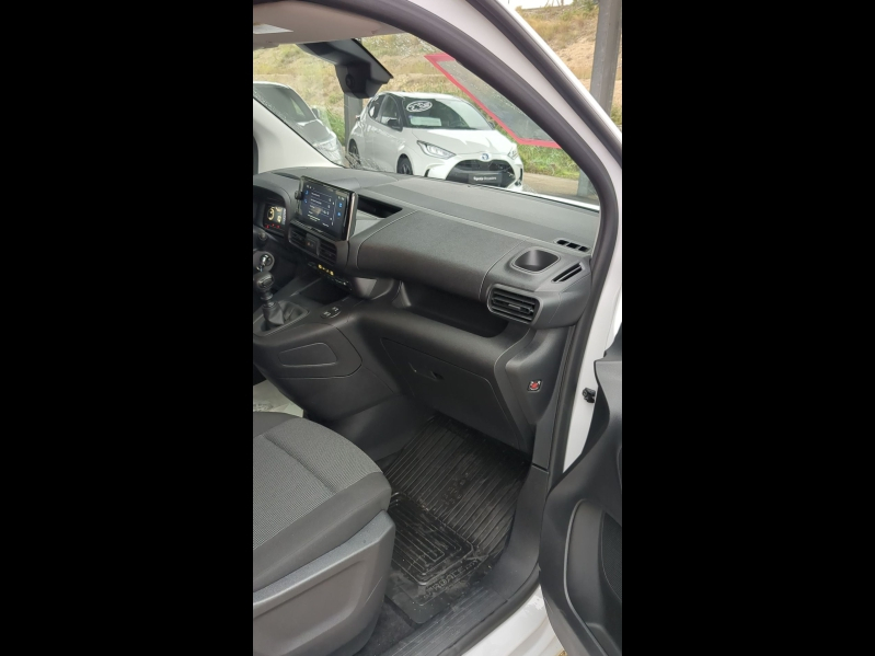 TOYOTA ProAce City VUL d’occasion à vendre à ARLES chez VDA (Photo 15)